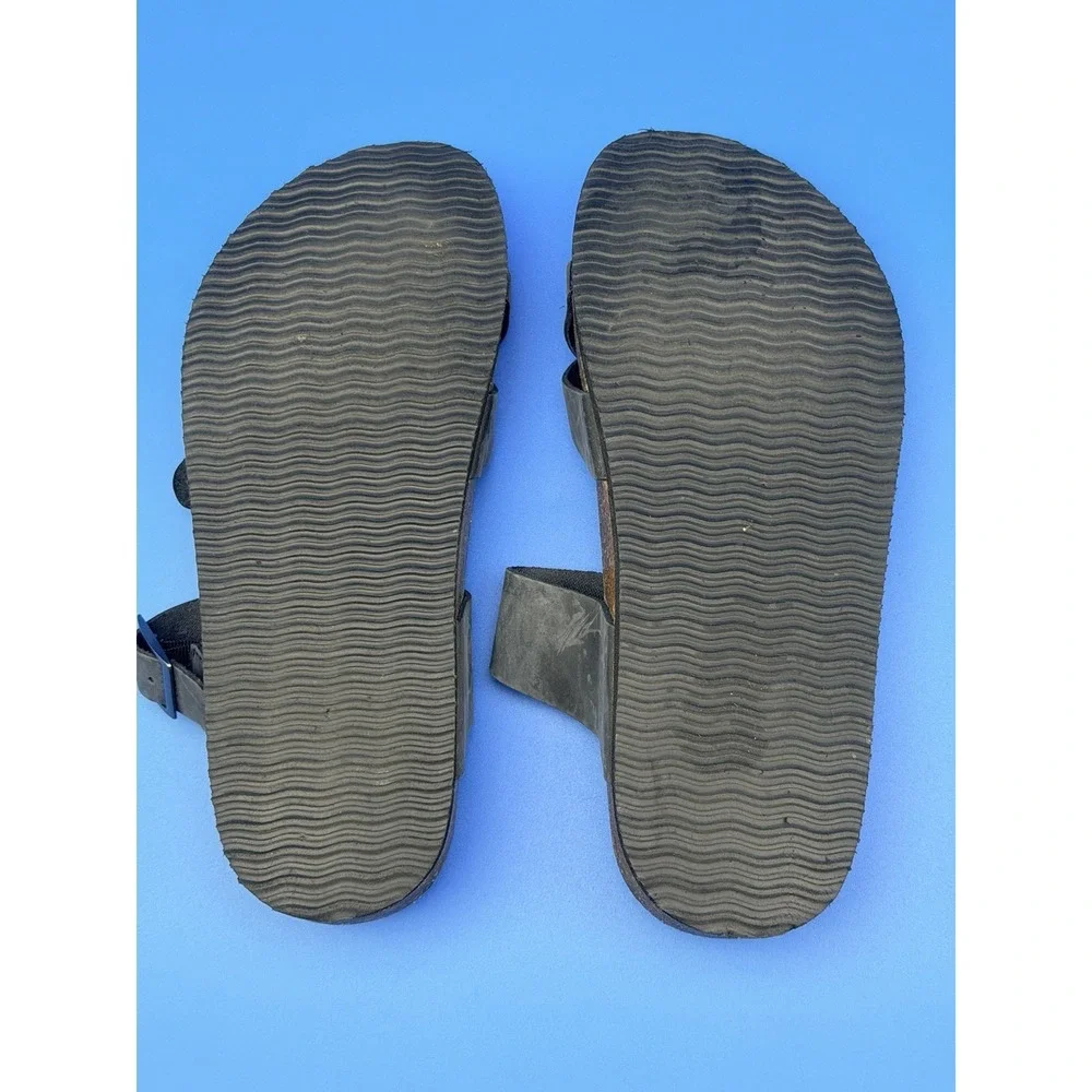 Mountain Sole Women's 8 EU 39.5 Gray Toe Loop Buckle Comfort Sandals